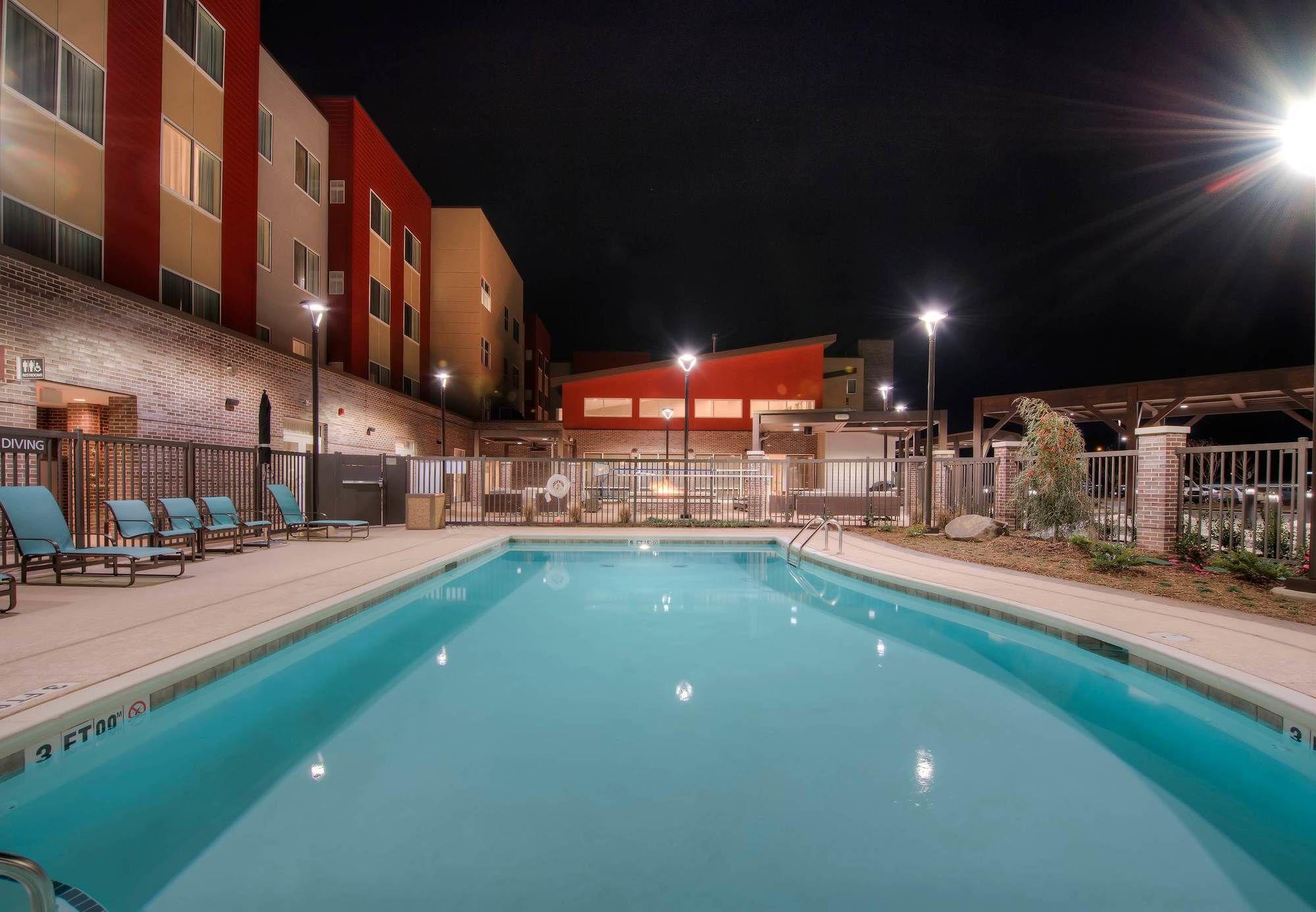 Fairfield Inn & Suites By Marriott Charlotte Airport Exterior photo